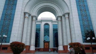 Asakabank провёл презентацию книг проекта «Сузмунчок»